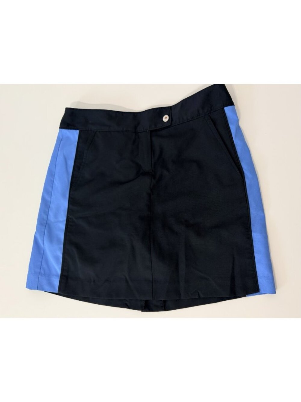 IZOD Womens Skort Size 4 Black Blue Athletic Golf Tennis Skort Cool FX